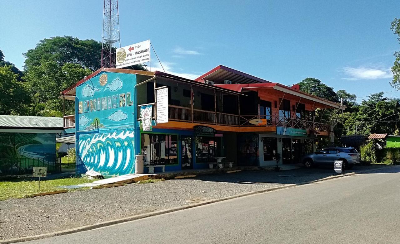 Domi Cabin Dominical Exterior photo